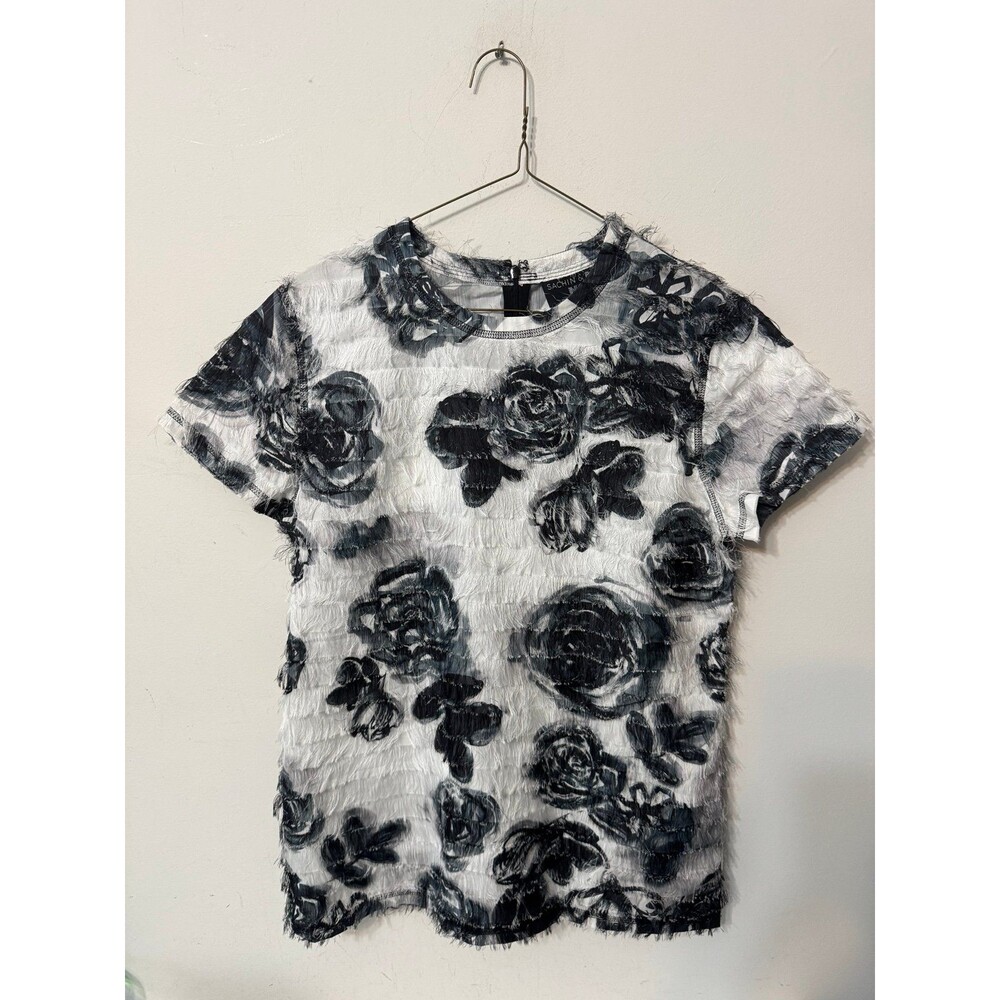 Sachin & Babi Noir  Designer Black and White Floral Eyelash Top  small nwot